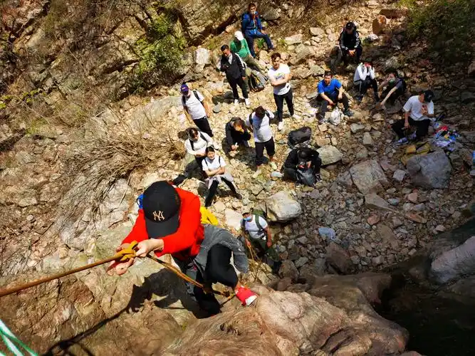 其它 户外登山拓展活动 写美篇登山是一项极佳的有氧运动,山中的空气