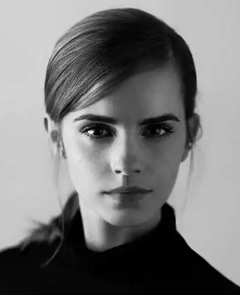 ins:emmawatson 当你拥有了坚定眼神的时候, 全世界都会为你而转身