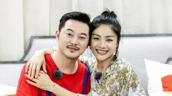 胡可面和"前妻"通话,对方直喊前夫哥,听清声音后秒懂 沙溢请老婆助唱