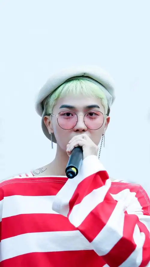 宋旻浩帅气写真高清iphone手机壁纸