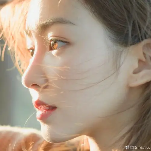 想求女生侧脸的头像