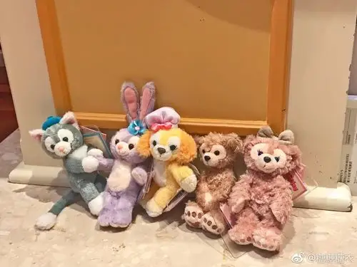 在香港迪士尼乐园见到了duffy的新朋友cookie可爱到爆炸