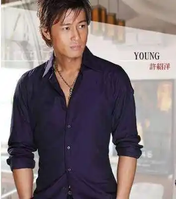 原创薰衣草男主近照曝光人气偶像变身肌肉猛男连衣服都撑到爆