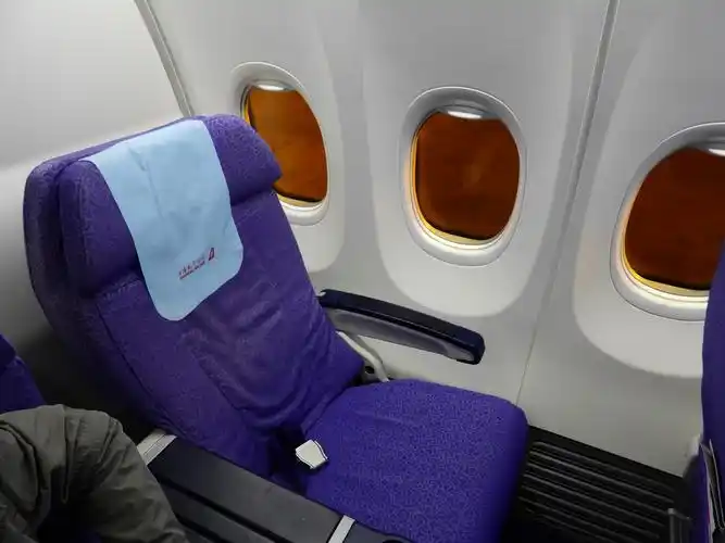 上航738商务舱体验(首尔金浦—上海虹桥)