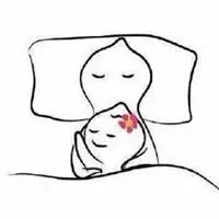 哄着女朋友睡觉的图片 卡通哄女友睡觉图片_微信头像图片大全