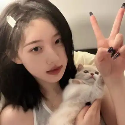 学生党帅气头像真人女生图片