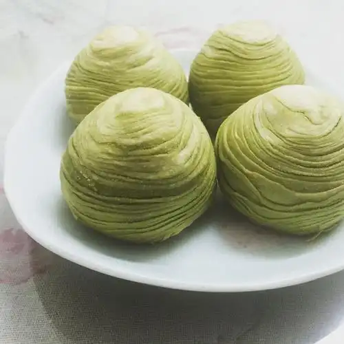 解馋不会胖的零食,教你在家也能做出抹茶酥!