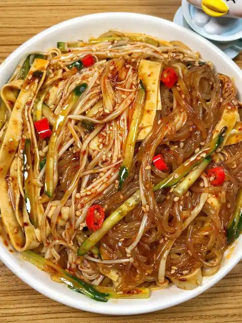 凉拌粉丝金针菇