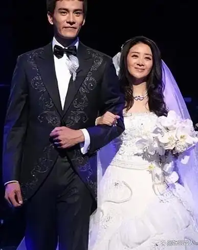 小李琳:嫁小6岁"穷小子",真实婚姻状态曝光,难怪她不拍戏