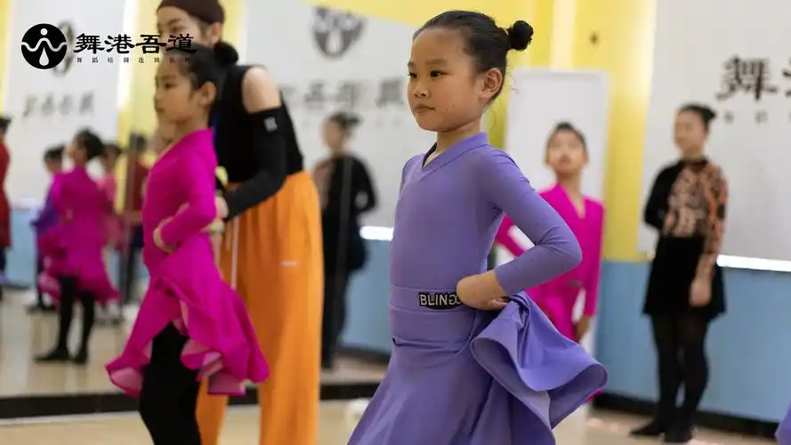 第四期学员课堂精彩照(1) 拉丁舞