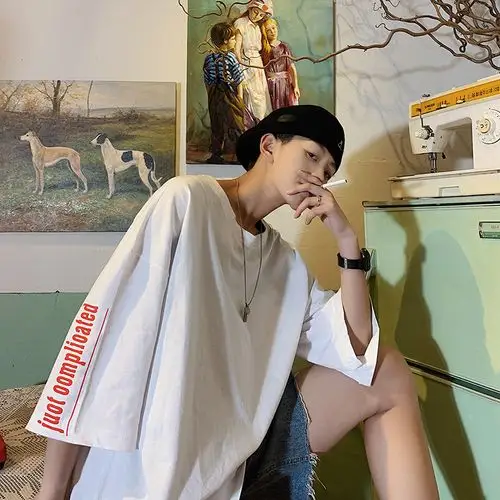 les帅t中性假小子非主流女装帅气宽松中袖t恤潮酷酷女孩穿搭抖音