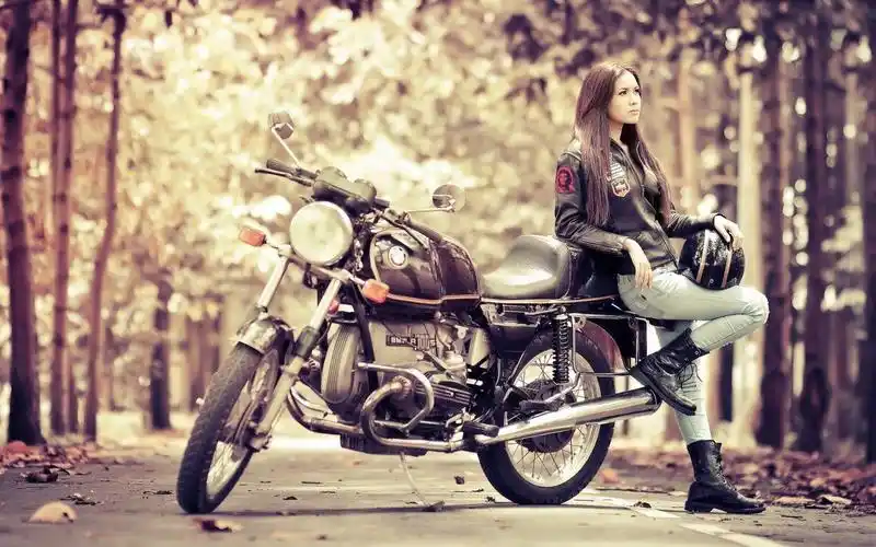 women motorcycles jeans brunettes