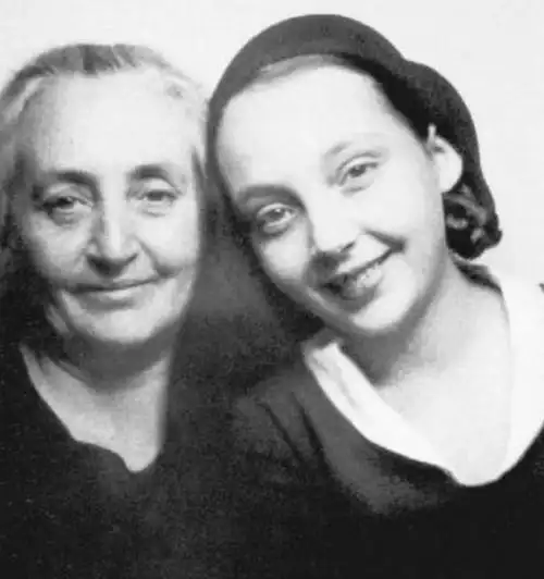 杜拉斯:"如果我不是一个作家,会是个妓女.