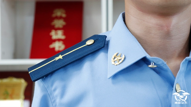 少尉排长正式授衔