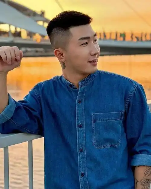 男生天热别留长发,这3款"短发"很好看,谁剪谁帅气!