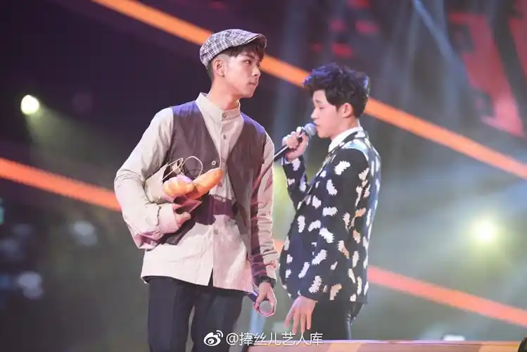 《星动亚洲》第三季展开无差别对战 暖心导师品冠回忆青春时代