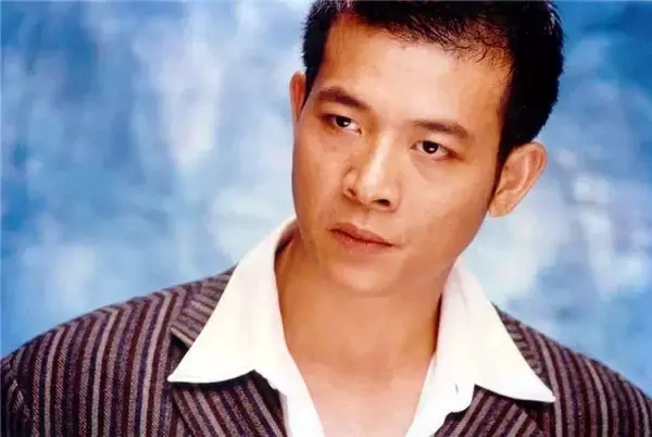 吴毅将三级军鸡