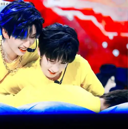 cp头像|翔霖|时代少年团严浩翔×贺峻霖二传标明是奶珩阿