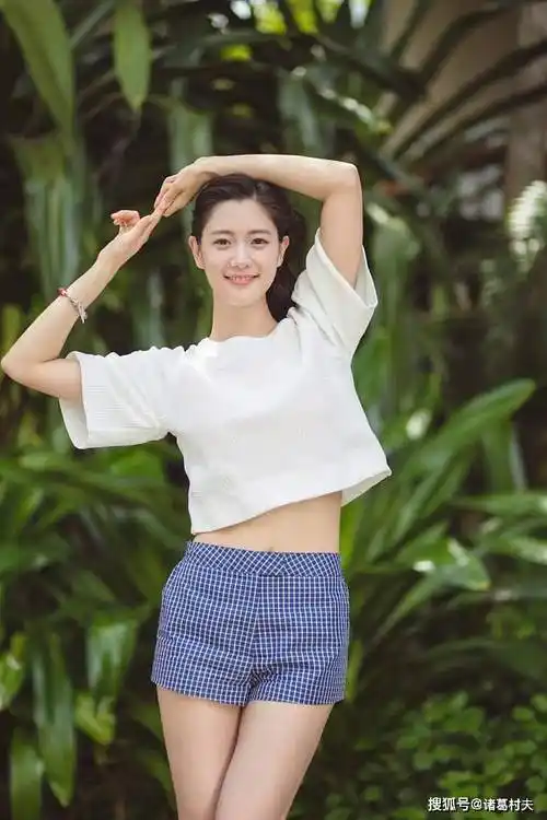 您顶不住的啦!南韩尤物—克拉拉写真赏_身材_运动_习惯