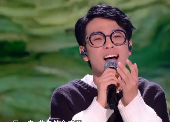 劲爆中国好声音苏玮现场演唱苔