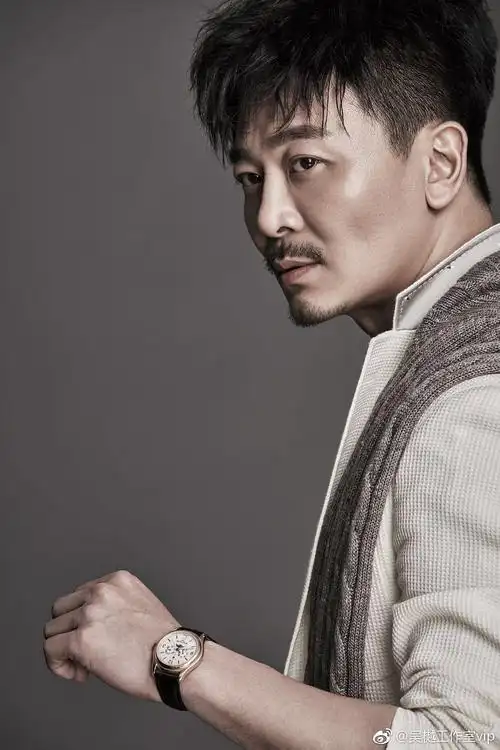 吴樾yue wu的图片