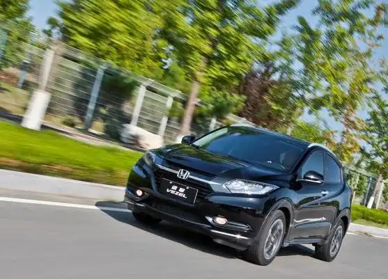 12万左右,哪些suv能安全省油空间大!