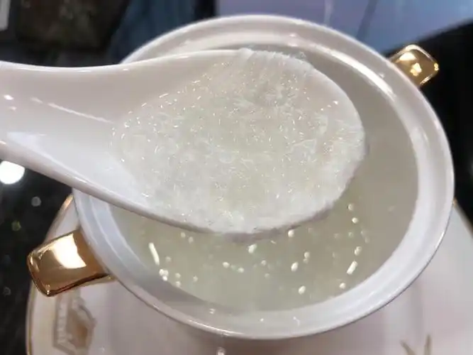 吃一口感受到家人对您的浓浓的爱除却干品和即食,店内鲜炖燕窝和正在