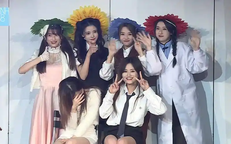 愚人节> 双生花 snh48 team hii愚人节特别公演