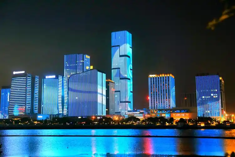 其它 闽江两岸夜景 写美篇高楼林立的江滨夜色 在福州金融街附近的