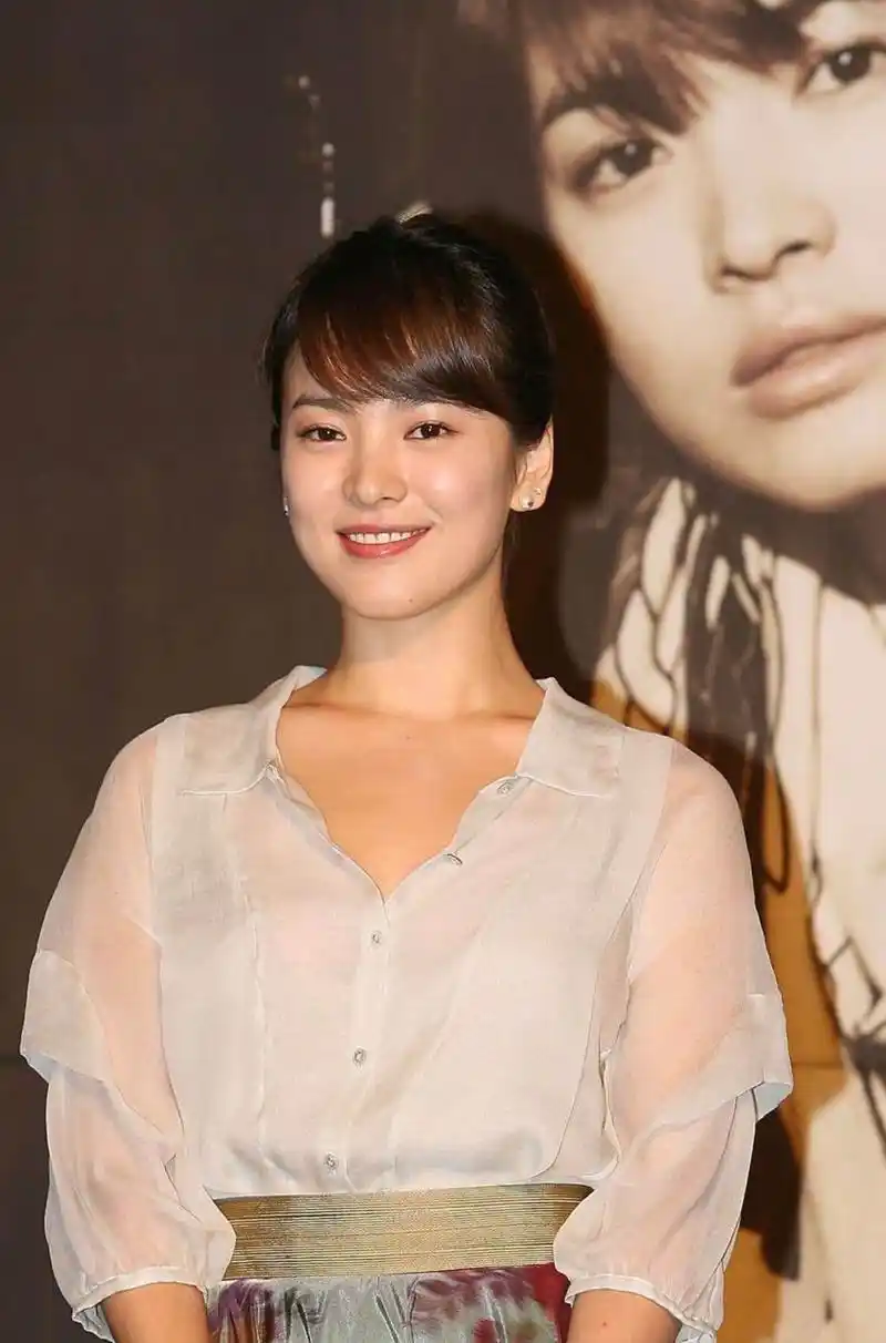 讲真,宋慧乔的这组无修生图,让我明白了"不整容"的重要性!