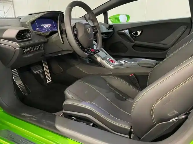 兰博基尼huracanevo驾乘感受现车多少钱