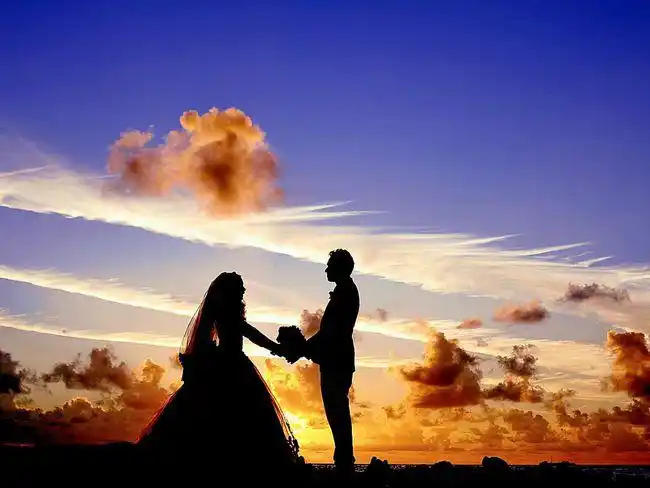 捷映电子相册 | 把浪漫的爱情放在视频里,轻轻地诉说