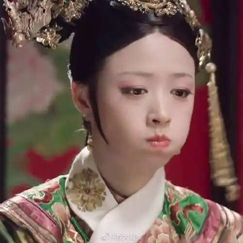 蒋欣发华妃经典台词庆祝甄嬛传十周年