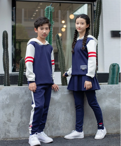 深圳中学校服定制 轩洋服饰运动校服厂家 可来样看板定制logo