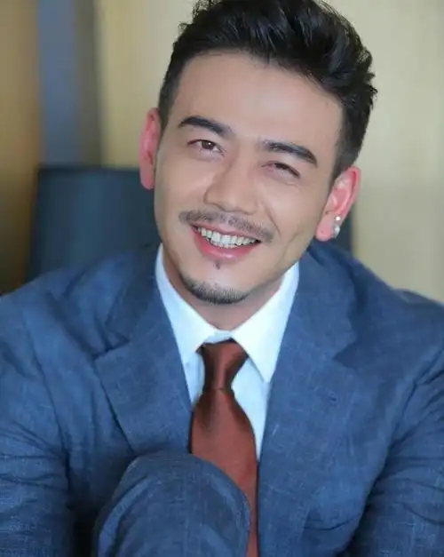 欢乐颂小包总杨烁深陷丑闻,现在娱乐圈好男人都是人设?