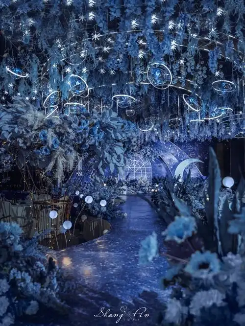 婚礼美呆了的蓝色布置