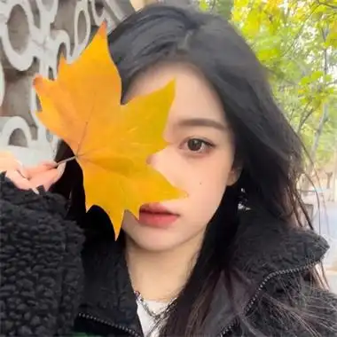 成熟又很独特的优雅精致女生头像