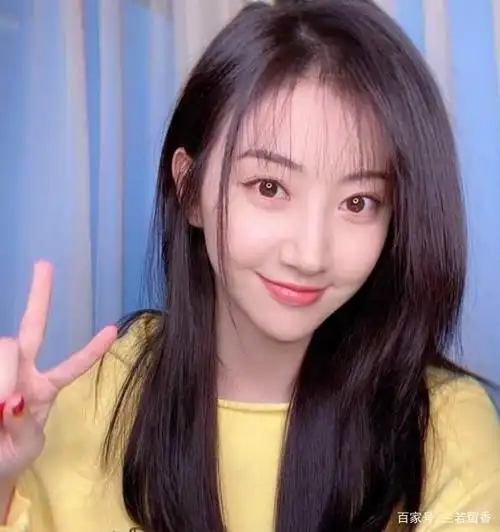 景甜的家世到底有多强大,景甜原名
