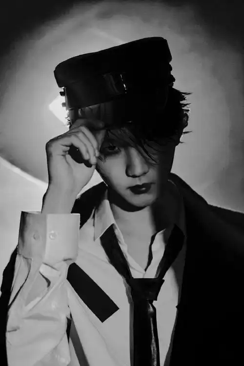 马嘉祺 制服病娇感