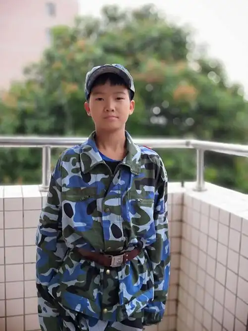 2018-----2019届初一(5)军训 男生篇