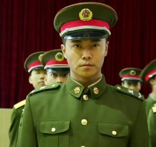 士兵突击袁朗最后为什么会接受成才你相信他真的改变了吗