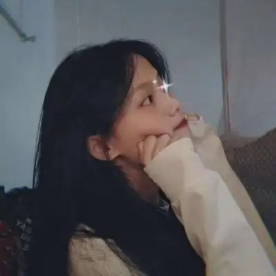 高清女头像侧脸干净 好看的网图女生有气质 - 女生头像 - 潮人个性网