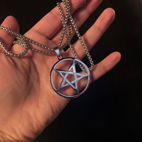 离街】邪恶倒五芒星倒十字逆五芒星钛钢抛光银色吊坠防水项链