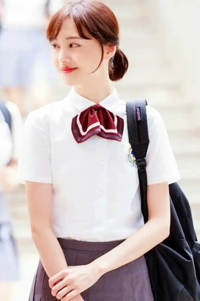 郑爽《夏至未至》高清壁纸图集,这大概是小爽短发时的颜值巅峰吧