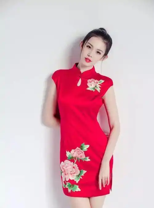 非诚勿扰:最美大长腿女嘉宾!却因为职业无人敢牵走她