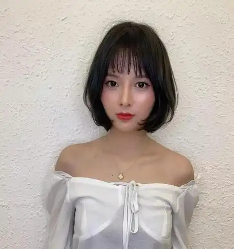 女生波波头短发发型图片 短发波波头发型图片大全