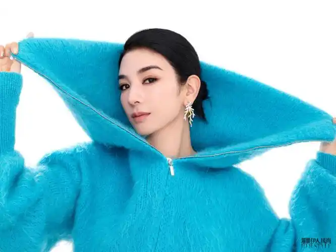 黄奕超话监制/曲钊策划/窦阳摄影/周维造