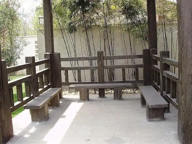 厂家定做仿木工艺长方凳 公园廊亭混凝土长条坐凳仿木长凳加工