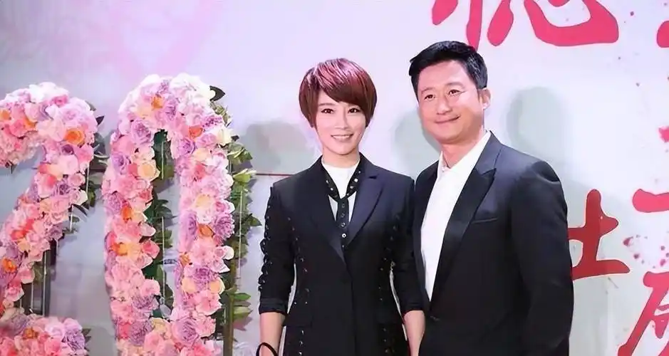 从服务员到百亿影帝,吴京20亿身价背后,是谢楠的那句"我养你"_训练