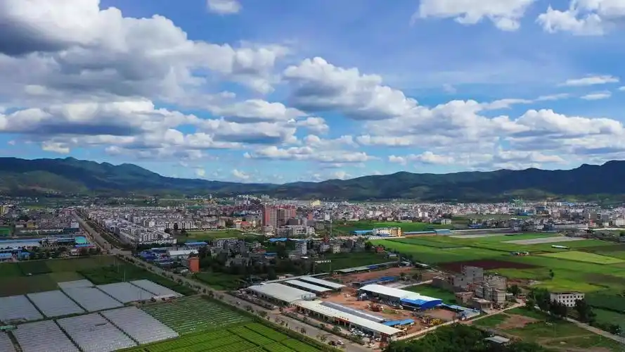 光影云南# 【楚雄姚安:秋染大地望丰收】这里是楚雄彝族自治州姚安县